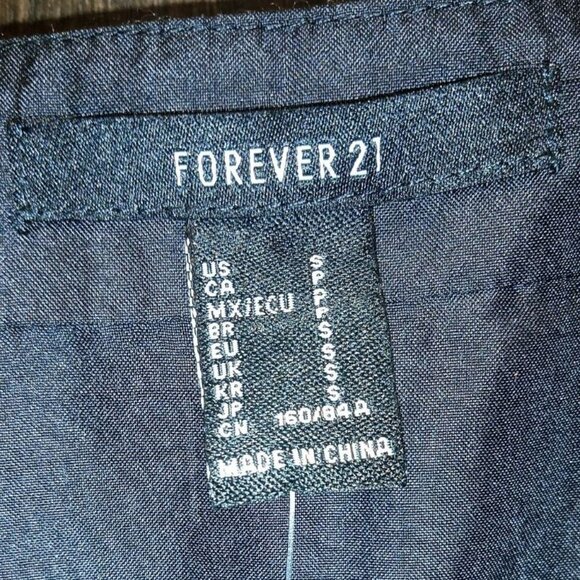 Adorable Forever 21 Dress Sz. Small - Picture 5 of 7